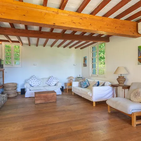 Holiday home Jeamic By Interhome